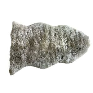 Silhouette Soft Sheepskin Accent Rug